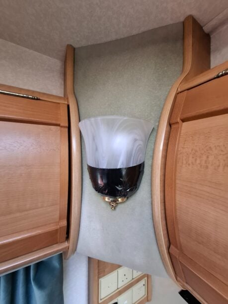 Auto-Trail Mohican DEPOSIT TAKEN 12