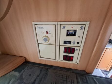 Auto-Sleepers Vivanti V4 2002 16