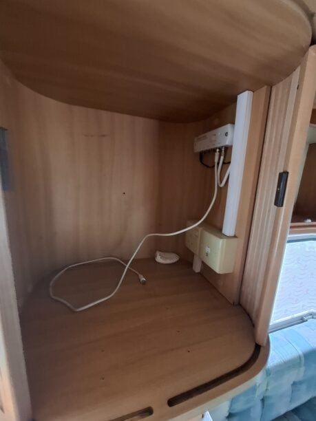 Auto-Sleepers Vivanti V4 2002 15