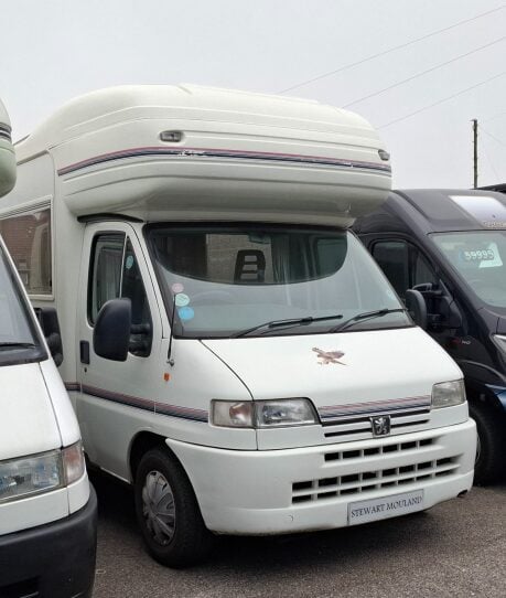 Auto-Sleepers Vivanti V4 2002 2