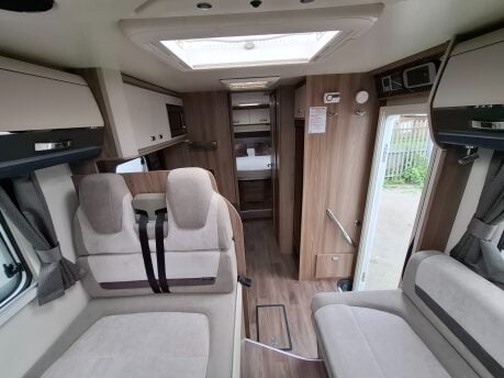 Swift Kon-Tiki Sport 599 2020 AUTO Half-Dinette 12