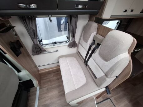 Swift Kon-Tiki Sport 599 2020 AUTO Half-Dinette 11
