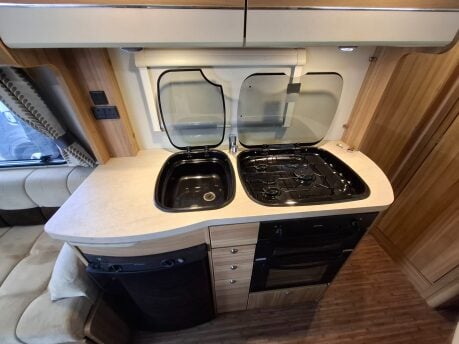 Elddis Autoquest 155 2014 14