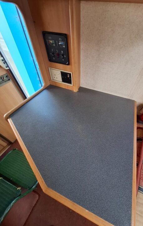 Swift Suntor 590RS 2001 10