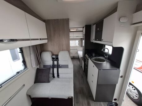 Swift Voyager 475 2025 12