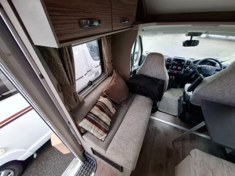 Swift Edge 464 2020 7