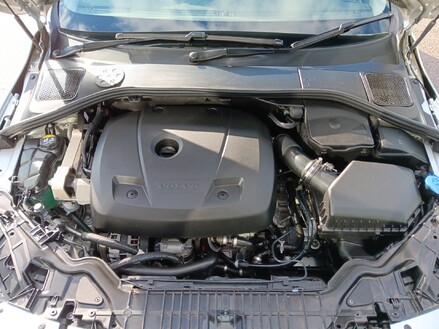 Volvo V60 T4 BUSINESS EDITION LUX