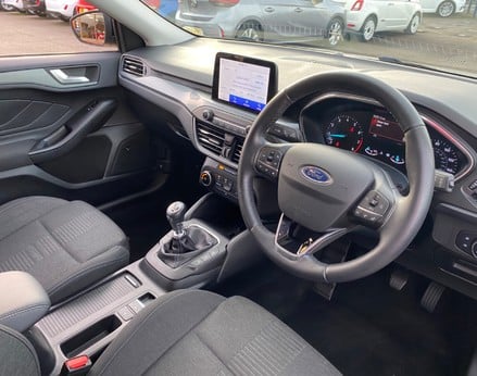 Ford Focus Active 17