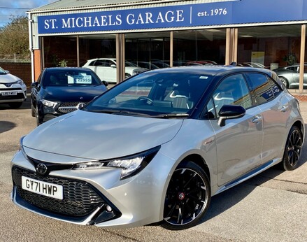 Toyota Corolla GR SPORT 1