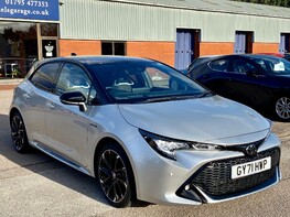 Toyota Corolla GR SPORT 4