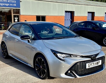 Toyota Corolla GR SPORT 4