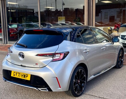 Toyota Corolla GR SPORT 8