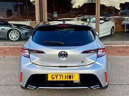 Toyota Corolla GR SPORT 6