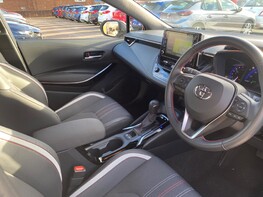 Toyota Corolla GR SPORT 17