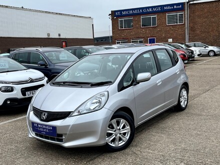 Honda Jazz I-VTEC ES