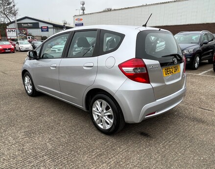 Honda Jazz I-VTEC ES 9