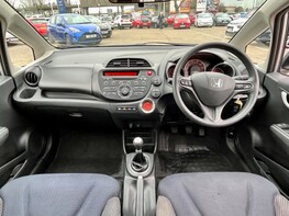 Honda Jazz I-VTEC ES 2