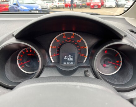 Honda Jazz I-VTEC ES 19