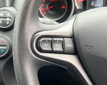 Honda Jazz I-VTEC ES 33