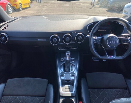 Audi TT TFSI S LINE 2