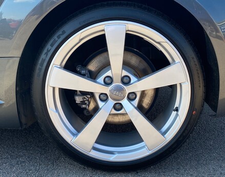 Audi TT TFSI S LINE 19