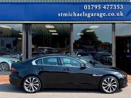 Jaguar XE S 10