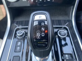 Jaguar XE S 46