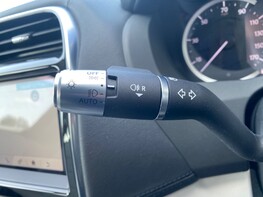 Jaguar XE S 52