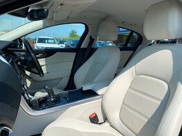 Jaguar XE S 57