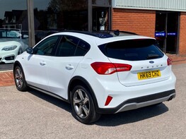 Ford Focus 1.5 9