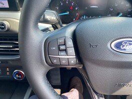 Ford Focus 1.5 44