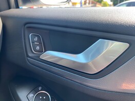 Ford Focus 1.5 50