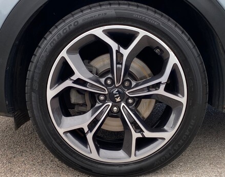 Kia Sportage GT-LINE ISG 16