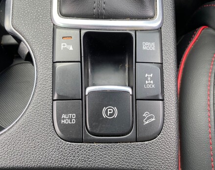 Kia Sportage GT-LINE ISG 38