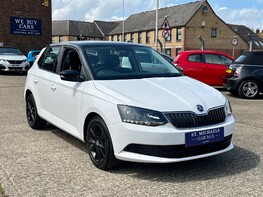 Skoda Fabia COLOUR EDITION TSI 4