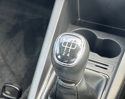 Skoda Fabia COLOUR EDITION TSI 41