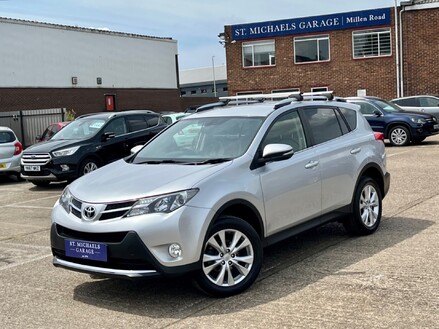 Toyota Rav 4 D-4D INVINCIBLE