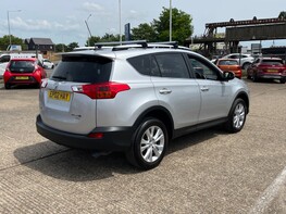 Toyota Rav 4 D-4D INVINCIBLE 8