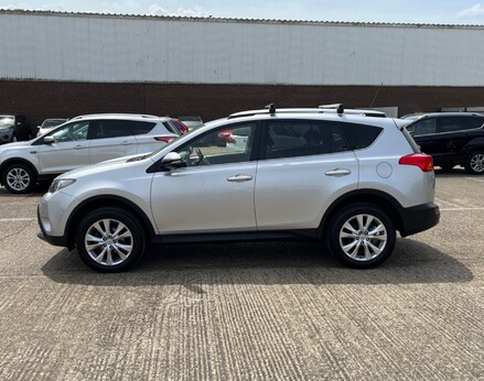 Toyota Rav 4 D-4D INVINCIBLE 11