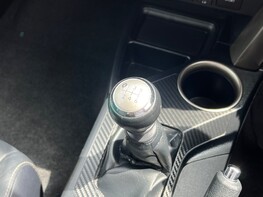 Toyota Rav 4 D-4D INVINCIBLE 32