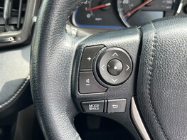 Toyota Rav 4 D-4D INVINCIBLE 34