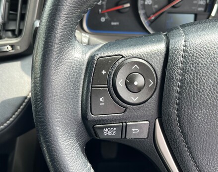 Toyota Rav 4 D-4D INVINCIBLE 34