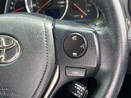 Toyota Rav 4 D-4D INVINCIBLE 35