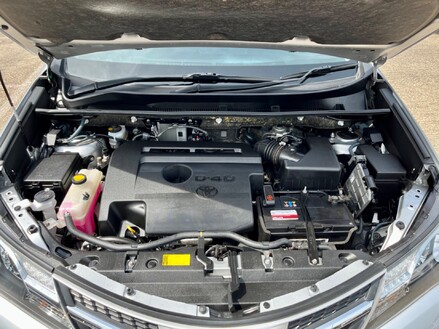 Toyota Rav 4 D-4D INVINCIBLE