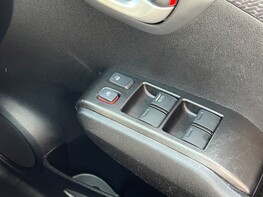 Honda Jazz I-VTEC EX 40
