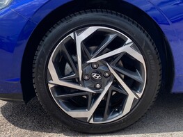 Hyundai i20 T-GDI PREMIUM MHEV 13