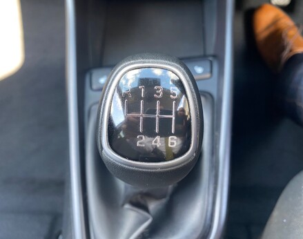 Hyundai i20 T-GDI PREMIUM MHEV 36