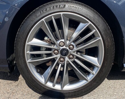 Ford Focus VIGNALE EDITION MHEV 15