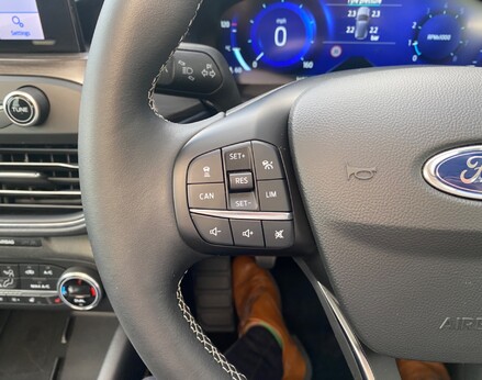 Ford Focus VIGNALE EDITION MHEV 47