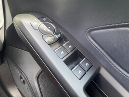 Ford Focus VIGNALE EDITION MHEV 52